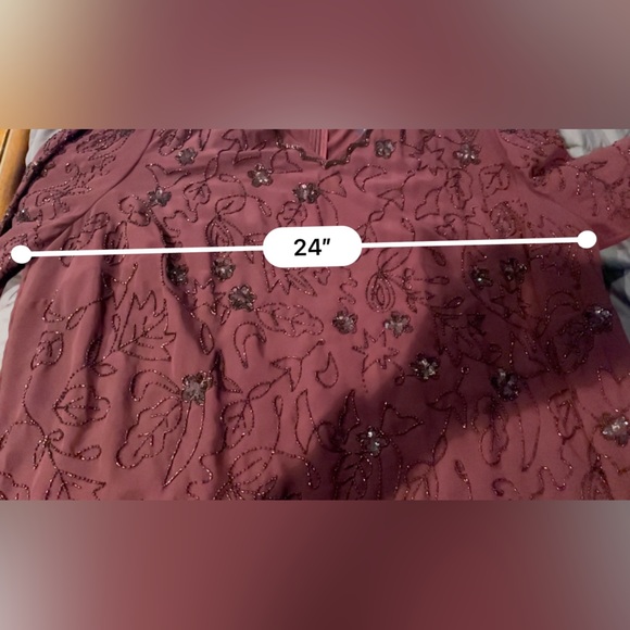 Formal burgundy beaded top and chiffon skirt - Picture 10 of 12